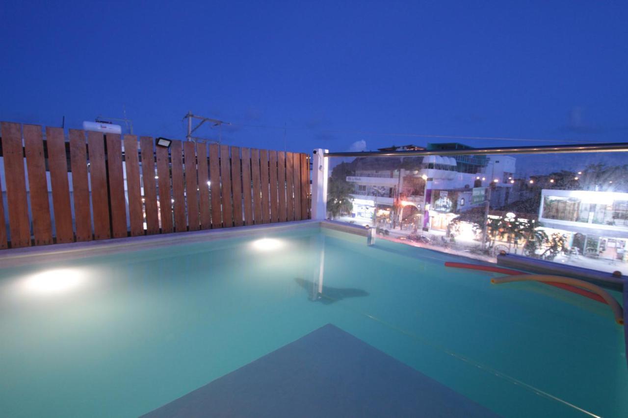 טולום Straw Hat Hostel & Rooftop Bar מראה חיצוני תמונה