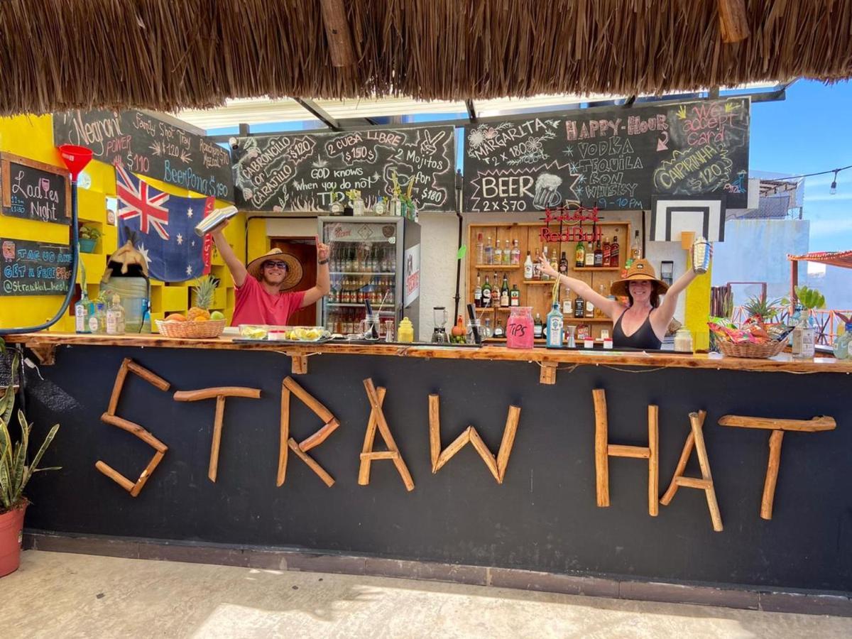 טולום Straw Hat Hostel & Rooftop Bar מראה חיצוני תמונה