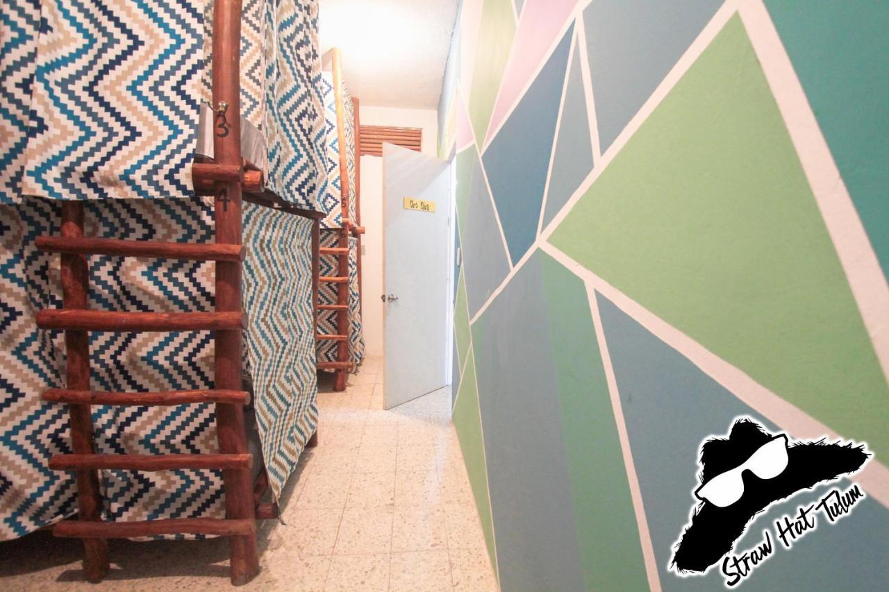 טולום Straw Hat Hostel & Rooftop Bar מראה חיצוני תמונה