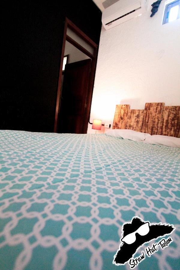 טולום Straw Hat Hostel & Rooftop Bar מראה חיצוני תמונה